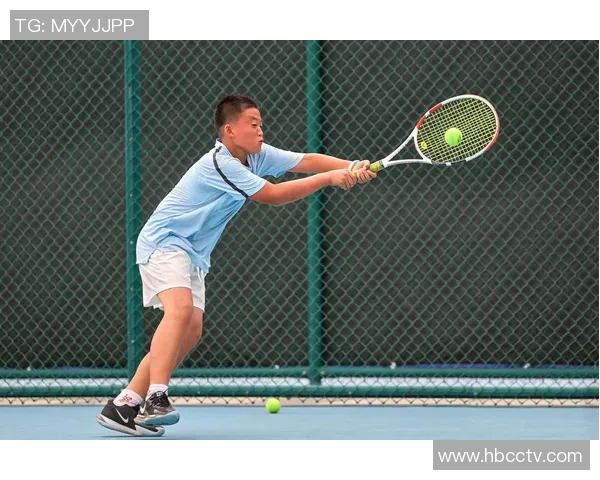 深圳网球队耐力训练揭秘:提升竞技水平的关键因素与实践探索 深圳网球队耐力训练揭秘:提升竞技水平的关键因素与实践探索