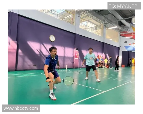 羽毛球战术揭秘:深入分析杭州羽毛球队的盯防策略与技巧 羽毛球战术揭秘:深入分析杭州羽毛球队的盯防策略与技巧