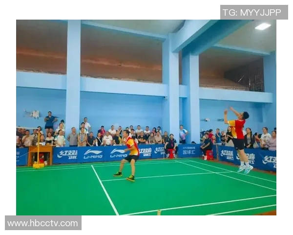 赛后分析:杭州羽毛球队与重庆羽毛球队的默契配合与战术探讨 赛后分析:杭州羽毛球队与重庆羽毛球队的默契配合与战术探讨